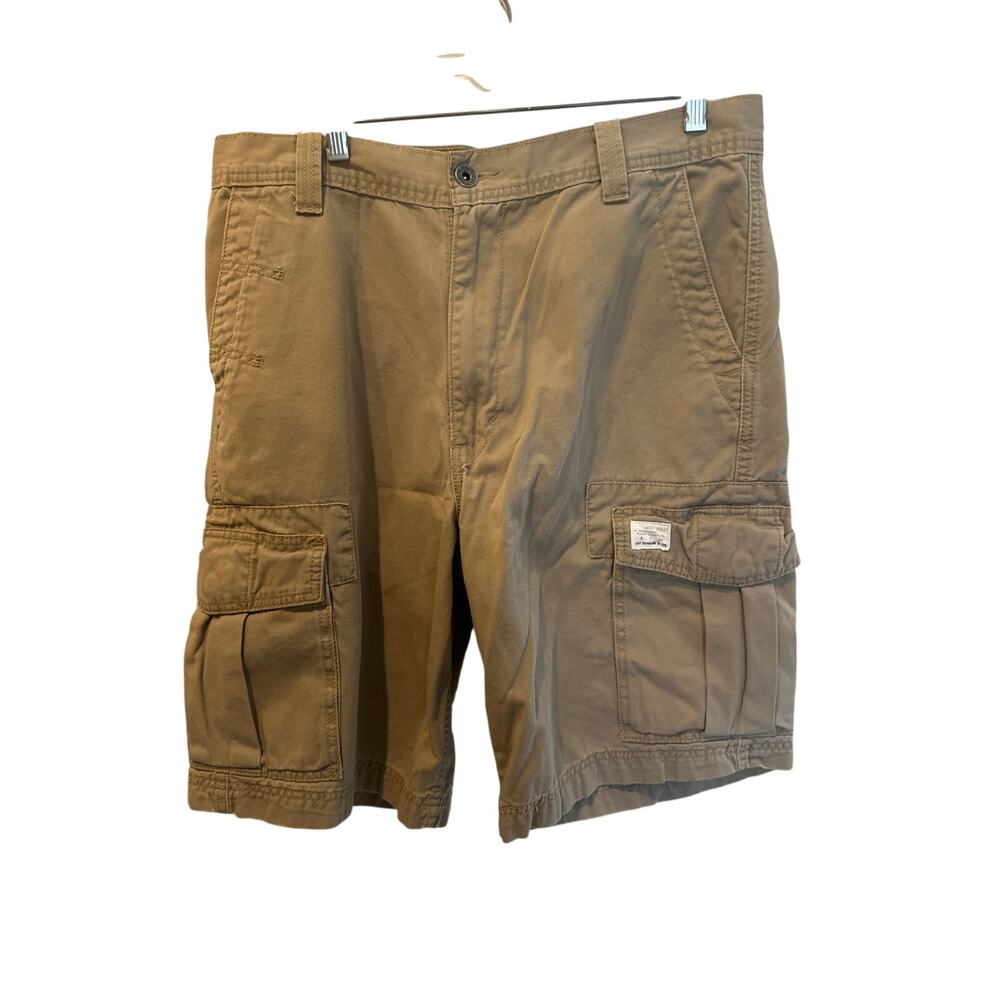 ⭐️ Men’s Levi’s Tan Cargo Shorte Size 34 Casual Everyday